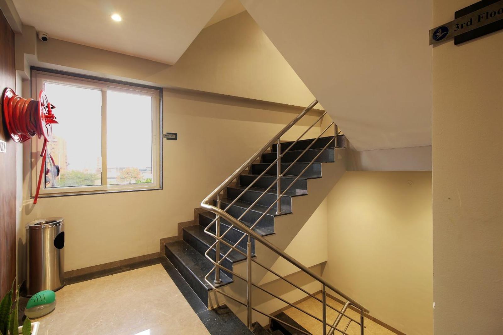 Magnus Fortune House Business Hotel , Magarpatta Mundhva Exterior foto